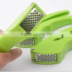 Cy286 ABS +Stainless Steel Handled Easily Clean Garlic Press thumbnail-5