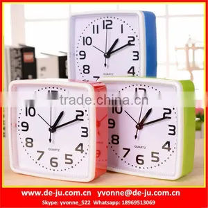 Simple Square Cheap Table Clocks thumbnail-1