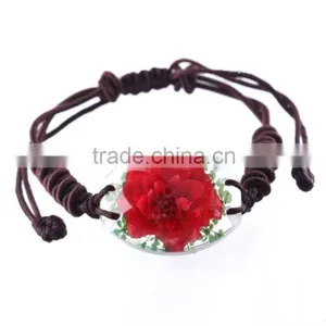 Lovely Real Flowers Resin Fashion Bracelet thumbnail-1