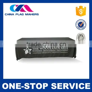 Good Quality Custom Logo Disposable Polyester Table Cloth thumbnail-1