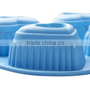 New 6-Cup Silicone Muffin / Cupcake Baking Pan [Heart-Shaped Baking Cups] - Non-Stick, Heat Resistant Mini Cake Baking Mold thumbnail-3