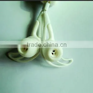 2013 New Retractable Fashion Earbuds Manufacturing for MP3 thumbnail-1