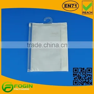 Garment Bags With Hanging thumbnail-1