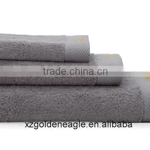 100% Cotton Bath Towel thumbnail-3