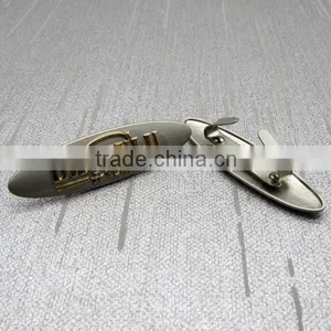 Oval Shape Metal Pin Badge thumbnail-1