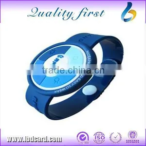 TK4100 Bracelets Customized TK4100 RFID PVC Wristbands thumbnail-3