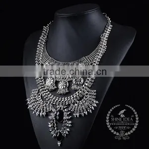High Quality Vintage Rhinestone Chunky Statement Necklace Tin Alloy Fashion Women Pendant Necklace 6390088 thumbnail-3