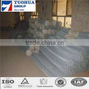 Best Price Mini Mesh Galvanized Chain Link Fence thumbnail-1