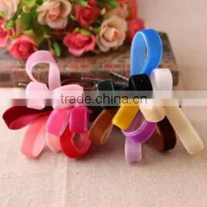 Hi-ana Ribbon 88 Wholesale High Quality Gift Box Packaging Green Velvet Ribbon thumbnail-1
