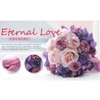 the European Version of the Bride Holding Flowers Wholesale thumbnail-3
