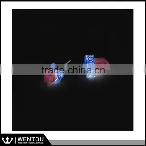 High Quality Imitation Stone Silver Ear Studs thumbnail-2