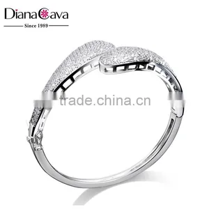 Bestseller Micro Pave Setting Wedding Clear Cubic Zircon Stones Women Bangle thumbnail-2