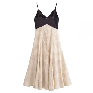 Lazy Vacation Style Retro Patchwork V-neck Camisole Dress for Women's Summer Temperament, Slimming A-line Long Skirt thumbnail-4
