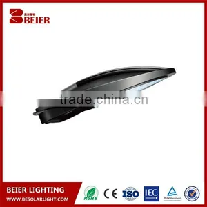 3 Years Warranty Patented LED 70W Single Arm Solar Powered IP65 Led Solar Street Lamp thumbnail-4