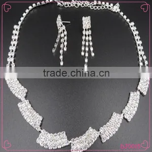 New Arrived Popular Fashion Elegance Charm Silver Jewelry Set thumbnail-1