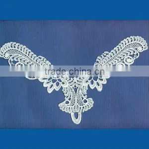 Collar Motif thumbnail-1