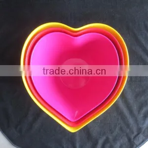 Heart Shape Plastic Mixing Bowl Set thumbnail-2