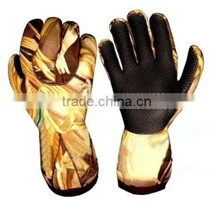 Neoprene Hunting Glove thumbnail-1