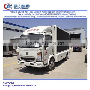 Howo 4*2 Type 100 hp P10 LED Screen Advertising Truck thumbnail-2