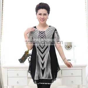 Middle Aged Ladies Elegant Beaded Black and White Printed Short Sleeve Lace Blouses thumbnail-1