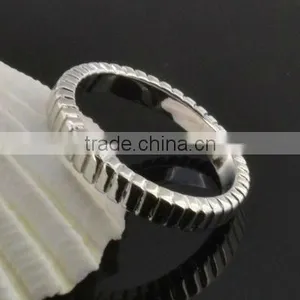 Light Silver Ring thumbnail-1