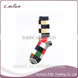 Newest Men Custom Design Socks/ Custom Long Socks/ Elite Basketball Socks thumbnail-1