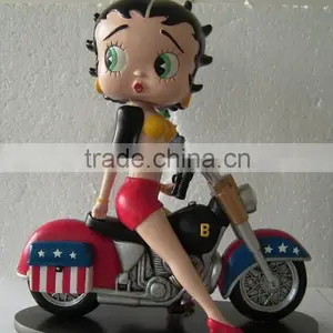 Polyreisn Betty Figurine, Betty With Moon thumbnail-3