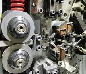 Us-425High-Speed CNC Spring Coiling Machine thumbnail-3
