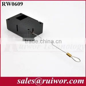 Cuboid Resetting Secure-pull Positioning Pull Box With Pause Function and Loop End Attachment thumbnail-1