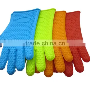 Heat Resistant Silicone Cooking Gloves for BBQ thumbnail-4
