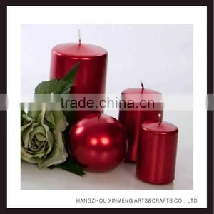 Elegant Matallic Pillar Candle thumbnail-1