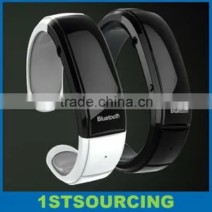 Bluetooth Vibrating Bracelet With Caller ID thumbnail-1