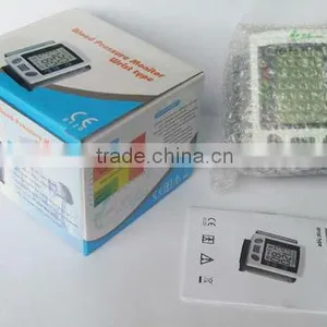CE Wrist Type Blood Pressure Equipment thumbnail-1