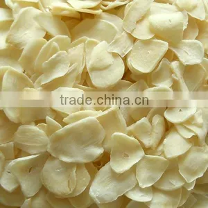 Dried Vegetable Flakes Garlic Flakes Dehydrated Garlic Powder thumbnail-1
