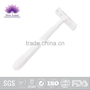 Wholesale Personal Care Triple-blade Disposable Shaving Razor thumbnail-1