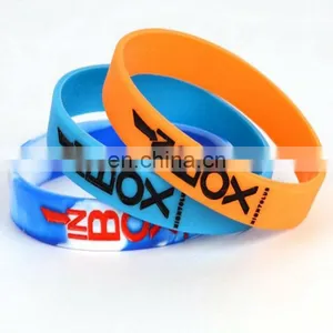 Custom Logo Color Fashionable Silicon Wristband thumbnail-4
