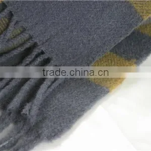 Tassel Design Throw thumbnail-6
