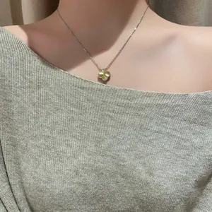 VCA 18K Gold Lava Four-Leaf Clover Necklace thumbnail-2