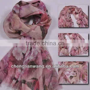 Latest Style 2014 Hot Sale 100% Wool High Quality Fashionable Scarf thumbnail-3