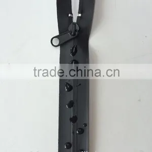 High Quality Raincoat Waterproof Zipper thumbnail-3