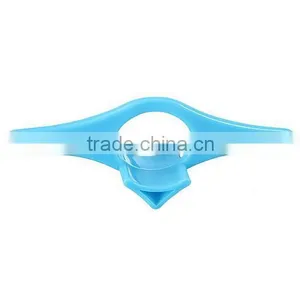 New Design Multifunctional Thumb Plastic Convenient Reading Helper Book Page Holder Finger Bookmark thumbnail-3