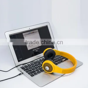 Consumer Electronics Headphones thumbnail-3