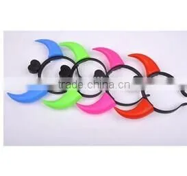 Halloween Devil Horn LED Light Up Headband Party Flashing Ox Horn Headband For Sale thumbnail-4