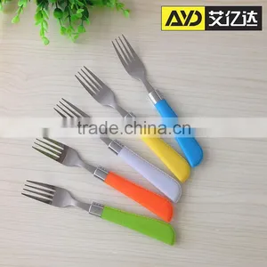 24 Pcs Stainless Steel Cutlery Set With Plastic Handle thumbnail-3