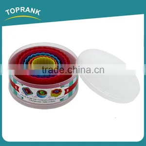 Toprank Free Sample Provide Wholesale 6PCS Different Size Round Plastic Cookie Cutter Set Bakeware Cake Cutter Cake Cookie Mould thumbnail-2
