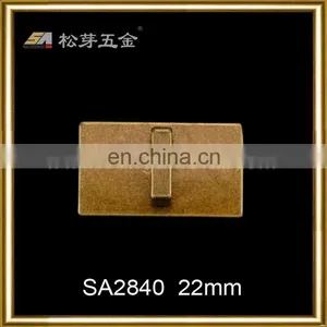 Wholesale All Kinds of Metal Hot Selling Pyramid Studs Cover thumbnail-1