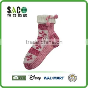 Rose Color Snow Pattern Folded Cuff With Pom Pom Acrylic Floor Socks thumbnail-1