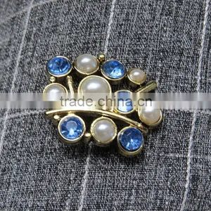 Custom Chinese Diamond Alloy Button For Garment thumbnail-6