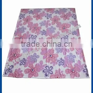 Flower Print Coral Fleece Blanket thumbnail-1