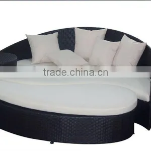 Comfortable PE Rattan Sun Lounger 3 Sectional Lounger Bed thumbnail-1